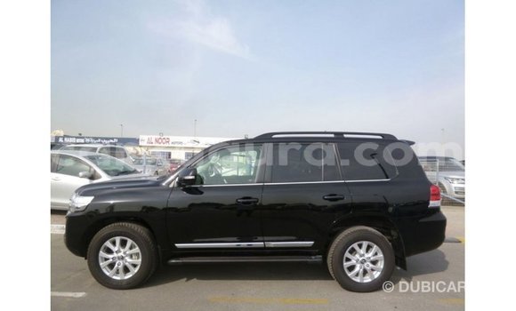 Acheter Import Voiture Toyota Land Cruiser Noir à Import - Dubai, Bujumbura Acheter Import Voiture Toyota Land Cruiser Noir à Import - Dubai, Bujumbura