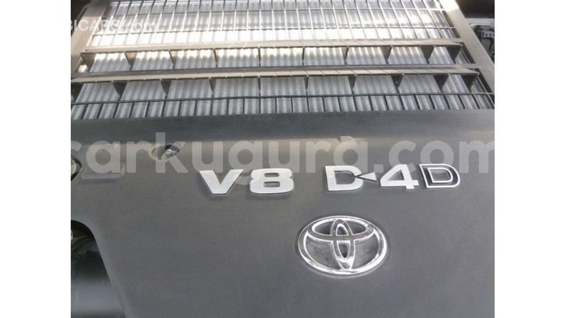 Big with watermark toyota land cruiser bujumbura import dubai 4204