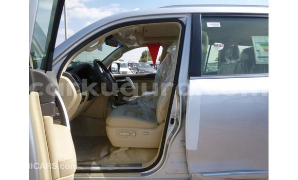 Acheter Import Voiture Toyota Land Cruiser Autre à Import - Dubai, Bujumbura Acheter Import Voiture Toyota Land Cruiser Autre à Import - Dubai, Bujumbura