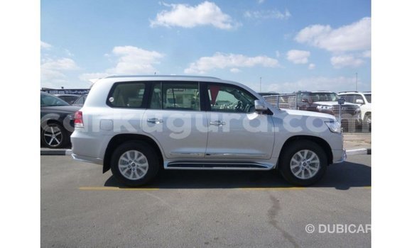 Nunua Imported Toyota Land Cruiser Nyingine Gari ndani ya Import - Dubai nchini Bujumbura Nunua Imported Toyota Land Cruiser Nyingine Gari ndani ya Import - Dubai nchini Bujumbura