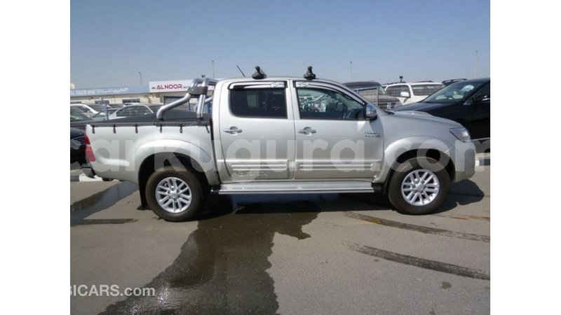 Big with watermark toyota hilux bujumbura import dubai 4211