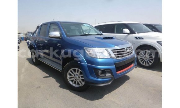 Acheter Import Voiture Toyota Hilux Bleu à Import - Dubai, Bujumbura Acheter Import Voiture Toyota Hilux Bleu à Import - Dubai, Bujumbura