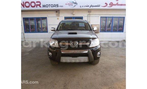 Acheter Import Voiture Toyota Hilux Noir à Import - Dubai, Bujumbura Acheter Import Voiture Toyota Hilux Noir à Import - Dubai, Bujumbura