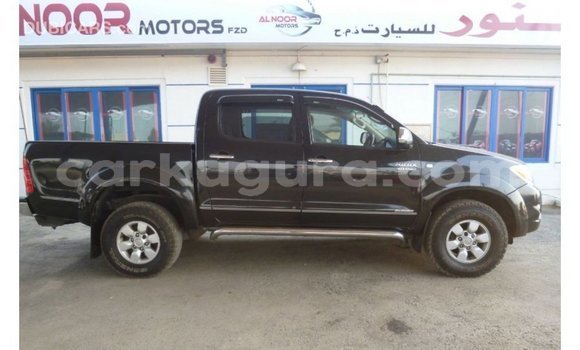 Acheter Import Voiture Toyota Hilux Noir à Import - Dubai, Bujumbura Acheter Import Voiture Toyota Hilux Noir à Import - Dubai, Bujumbura