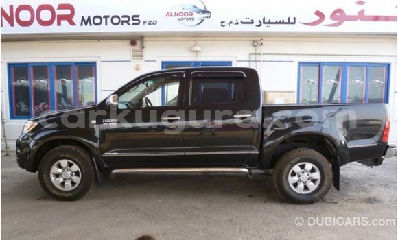 Acheter Import Voiture Toyota Hilux Noir à Import - Dubai, Bujumbura Acheter Import Voiture Toyota Hilux Noir à Import - Dubai, Bujumbura