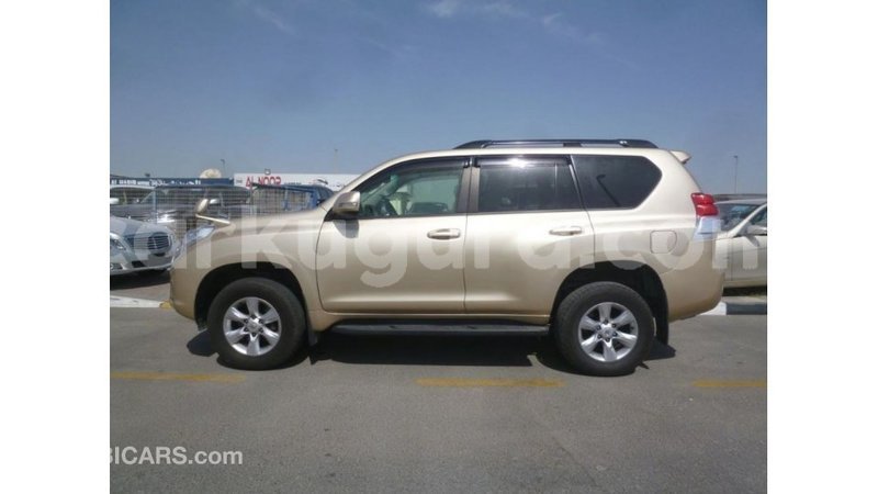 Big with watermark toyota prado bujumbura import dubai 4217