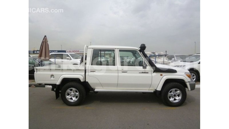 Big with watermark toyota land cruiser bujumbura import dubai 4229