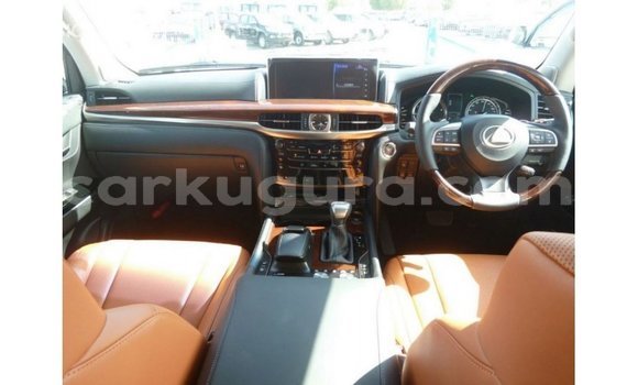 Nunua Imported Lexus LX Nyeupe Gari ndani ya Import - Dubai nchini Bujumbura Nunua Imported Lexus LX Nyeupe Gari ndani ya Import - Dubai nchini Bujumbura