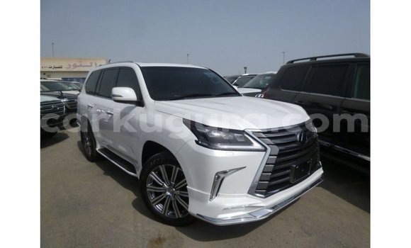 Acheter Import Voiture Lexus LX Blanc à Import - Dubai, Bujumbura Acheter Import Voiture Lexus LX Blanc à Import - Dubai, Bujumbura