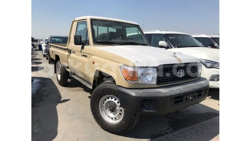 Big with watermark toyota land cruiser bujumbura import dubai 4236