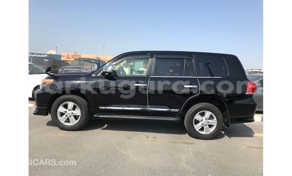 Acheter Import Voiture Toyota Land Cruiser Noir à Import - Dubai, Bujumbura Acheter Import Voiture Toyota Land Cruiser Noir à Import - Dubai, Bujumbura