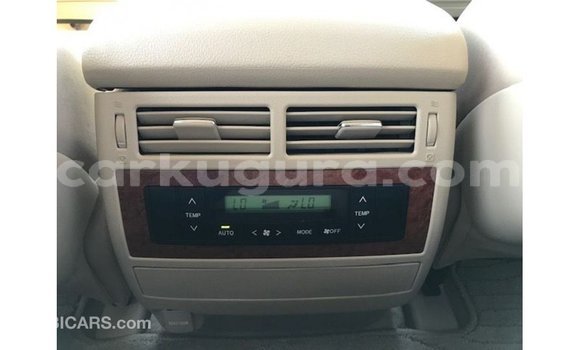 Acheter Import Voiture Toyota Land Cruiser Noir à Import - Dubai, Bujumbura Acheter Import Voiture Toyota Land Cruiser Noir à Import - Dubai, Bujumbura