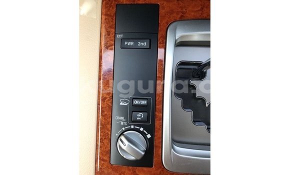 Acheter Import Voiture Toyota Land Cruiser Noir à Import - Dubai, Bujumbura Acheter Import Voiture Toyota Land Cruiser Noir à Import - Dubai, Bujumbura