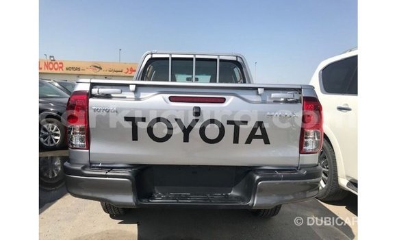 Acheter Import Voiture Toyota Hilux Autre à Import - Dubai, Bujumbura Acheter Import Voiture Toyota Hilux Autre à Import - Dubai, Bujumbura