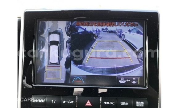 Buy Import Toyota Land Cruiser White Car in Import - Dubai in Bujumbura Buy Import Toyota Land Cruiser White Car in Import - Dubai in Bujumbura