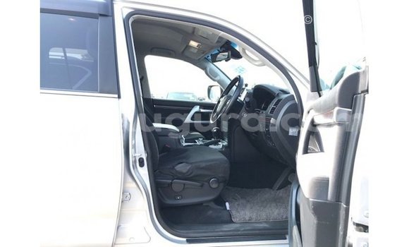 Nunua Imported Toyota Land Cruiser Nyingine Gari ndani ya Import - Dubai nchini Bujumbura Nunua Imported Toyota Land Cruiser Nyingine Gari ndani ya Import - Dubai nchini Bujumbura
