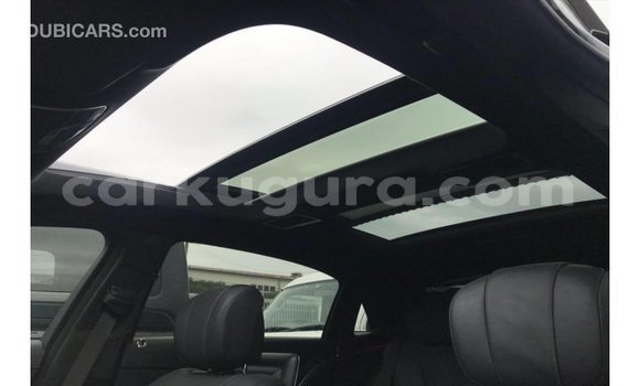 Acheter Import Voiture Mercedes-Benz 190 Noir à Import - Dubai, Bujumbura Acheter Import Voiture Mercedes-Benz 190 Noir à Import - Dubai, Bujumbura