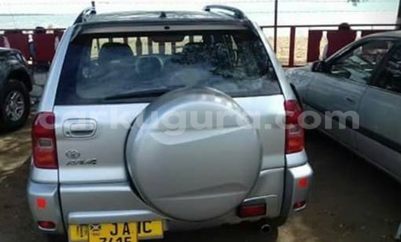 Buy Used Toyota RAV4 Silver Car in Bururi in Burundi Buy Used Toyota RAV4 Silver Car in Bururi in Burundi