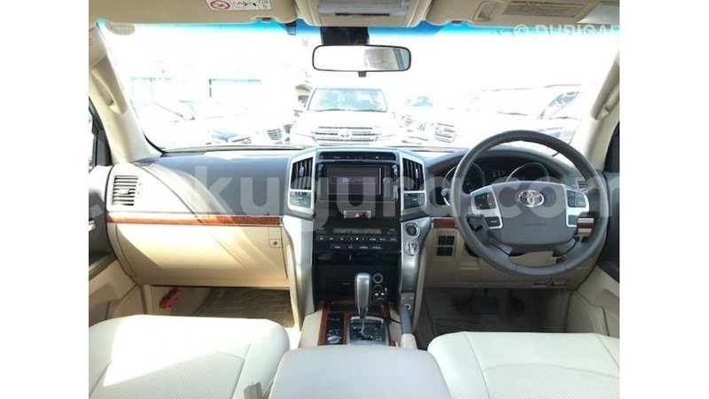 Big with watermark toyota land cruiser bujumbura import dubai 4249