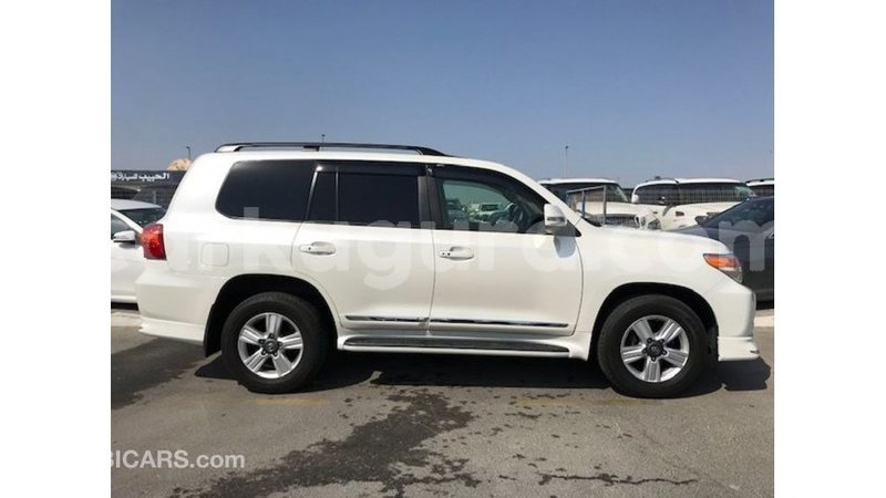 Big with watermark toyota land cruiser bujumbura import dubai 4249