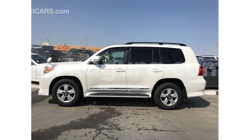 Big with watermark toyota land cruiser bujumbura import dubai 4249