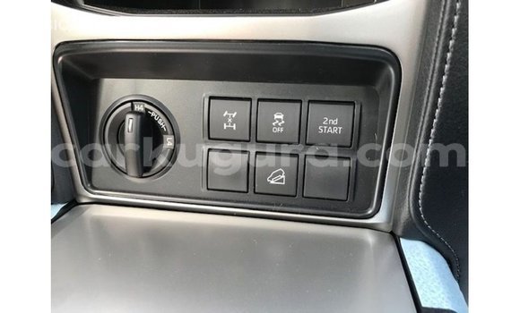 Acheter Import Voiture Toyota Prado Marron à Import - Dubai, Bujumbura Acheter Import Voiture Toyota Prado Marron à Import - Dubai, Bujumbura