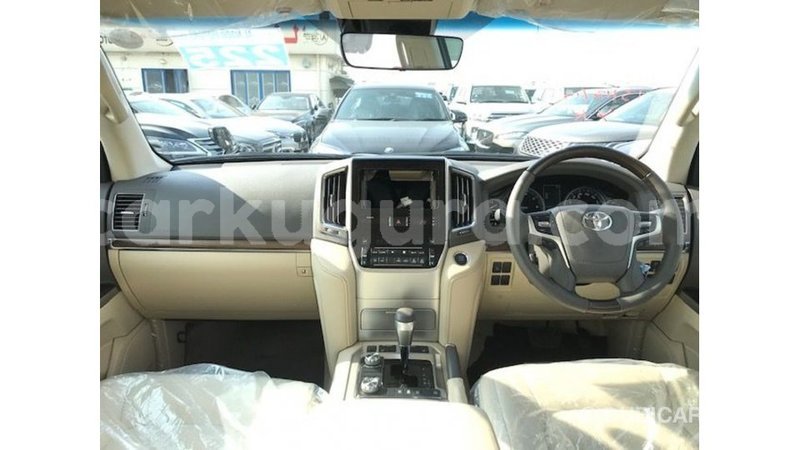 Big with watermark toyota land cruiser bujumbura import dubai 4252