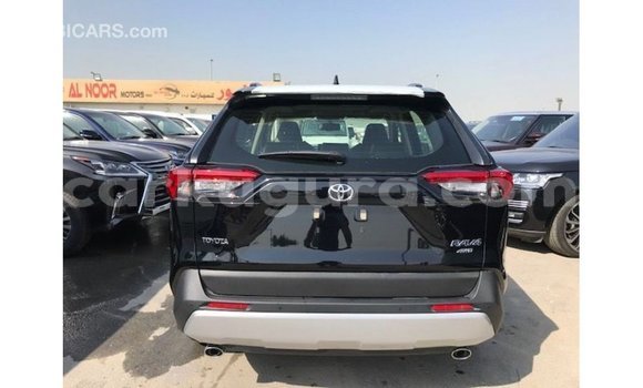 Acheter Import Voiture Toyota 4Runner Noir à Import - Dubai, Bujumbura Acheter Import Voiture Toyota 4Runner Noir à Import - Dubai, Bujumbura