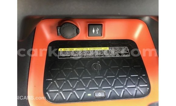 Acheter Import Voiture Toyota 4Runner Noir à Import - Dubai, Bujumbura Acheter Import Voiture Toyota 4Runner Noir à Import - Dubai, Bujumbura