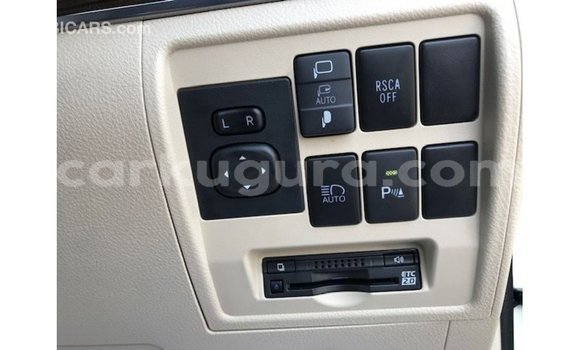 Acheter Import Voiture Toyota Land Cruiser Blanc à Import - Dubai, Bujumbura Acheter Import Voiture Toyota Land Cruiser Blanc à Import - Dubai, Bujumbura