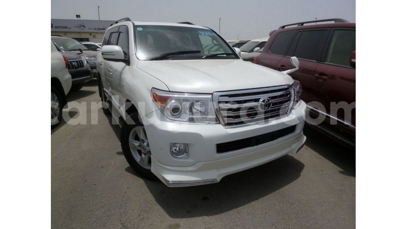 Big with watermark toyota land cruiser bujumbura import dubai 4262