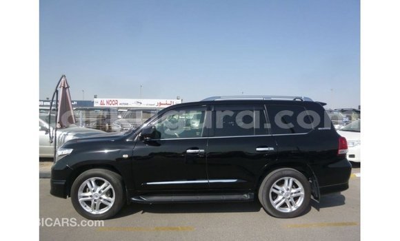 Acheter Import Voiture Toyota Land Cruiser Noir à Import - Dubai, Bujumbura Acheter Import Voiture Toyota Land Cruiser Noir à Import - Dubai, Bujumbura