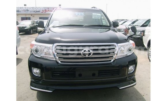 Acheter Import Voiture Toyota Land Cruiser Noir à Import - Dubai, Bujumbura Acheter Import Voiture Toyota Land Cruiser Noir à Import - Dubai, Bujumbura