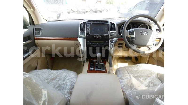 Big with watermark toyota land cruiser bujumbura import dubai 4273