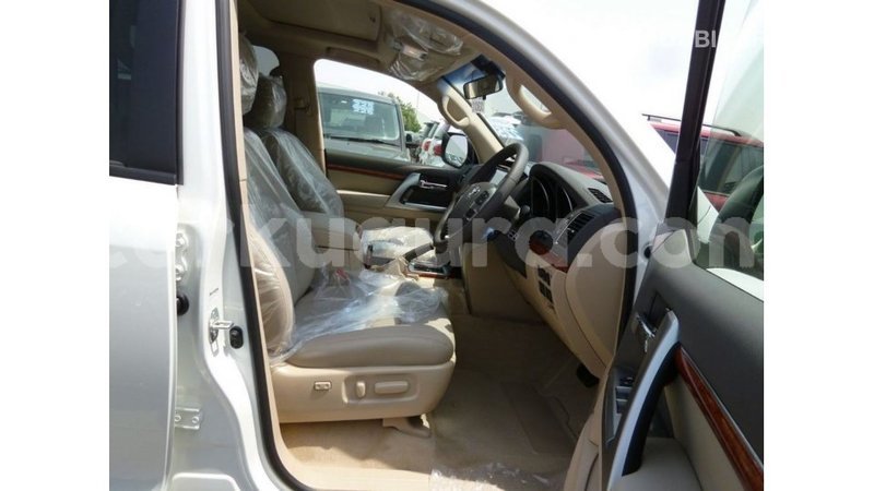 Big with watermark toyota land cruiser bujumbura import dubai 4274