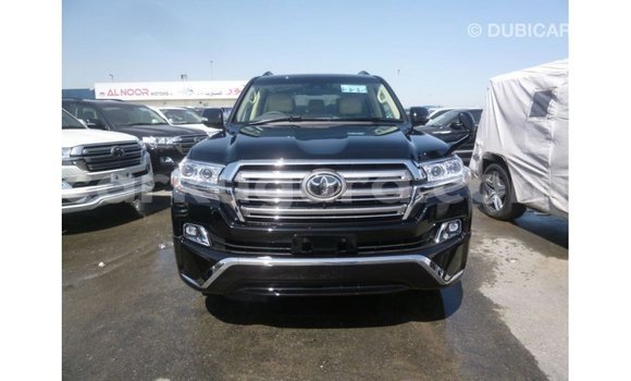 Acheter Import Voiture Toyota Land Cruiser Noir à Import - Dubai, Bujumbura Acheter Import Voiture Toyota Land Cruiser Noir à Import - Dubai, Bujumbura