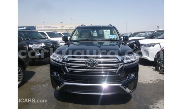 Nunua Imported Toyota Land Cruiser Nyeusi Gari ndani ya Import - Dubai nchini Bujumbura Nunua Imported Toyota Land Cruiser Nyeusi Gari ndani ya Import - Dubai nchini Bujumbura