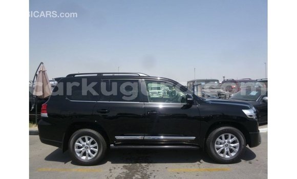 Nunua Imported Toyota Land Cruiser Nyeusi Gari ndani ya Import - Dubai nchini Bujumbura Nunua Imported Toyota Land Cruiser Nyeusi Gari ndani ya Import - Dubai nchini Bujumbura