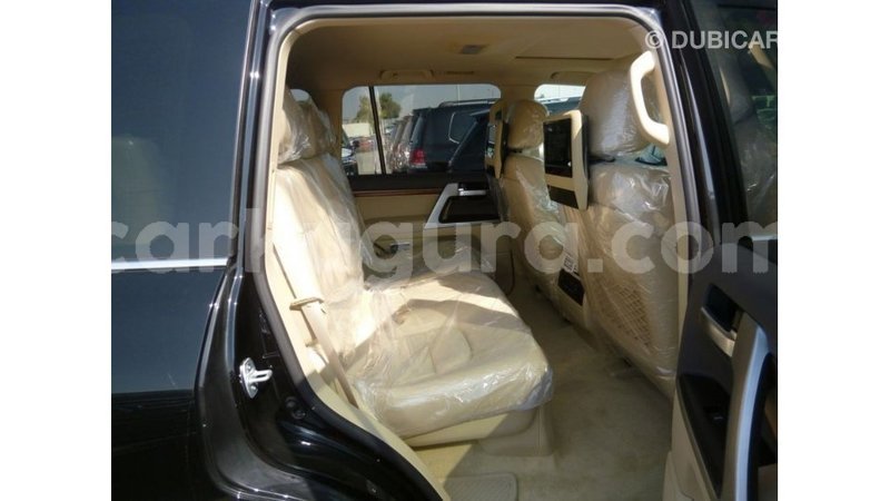 Big with watermark toyota land cruiser bujumbura import dubai 4282