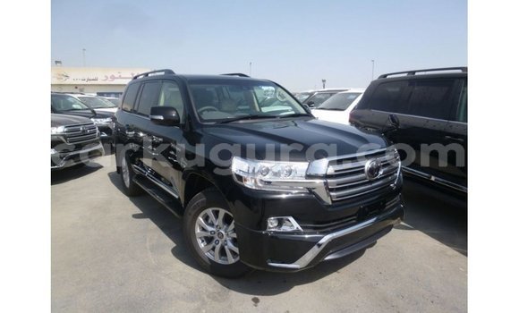 Acheter Import Voiture Toyota Land Cruiser Noir à Import - Dubai, Bujumbura Acheter Import Voiture Toyota Land Cruiser Noir à Import - Dubai, Bujumbura