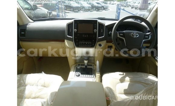 Acheter Import Voiture Toyota Land Cruiser Noir à Import - Dubai, Bujumbura Acheter Import Voiture Toyota Land Cruiser Noir à Import - Dubai, Bujumbura