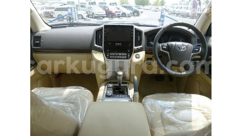 Big with watermark toyota land cruiser bujumbura import dubai 4285