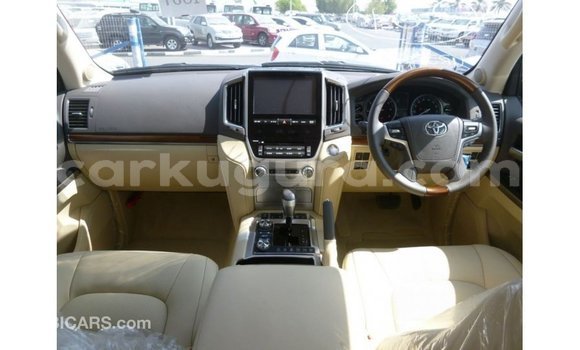 Nunua Imported Toyota Land Cruiser Nyeusi Gari ndani ya Import - Dubai nchini Bujumbura Nunua Imported Toyota Land Cruiser Nyeusi Gari ndani ya Import - Dubai nchini Bujumbura
