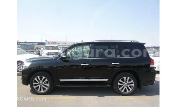 Nunua Imported Toyota Land Cruiser Nyeusi Gari ndani ya Import - Dubai nchini Bujumbura Nunua Imported Toyota Land Cruiser Nyeusi Gari ndani ya Import - Dubai nchini Bujumbura
