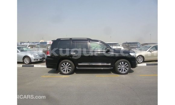 Buy Import Toyota Land Cruiser Black Car in Import - Dubai in Bujumbura Buy Import Toyota Land Cruiser Black Car in Import - Dubai in Bujumbura