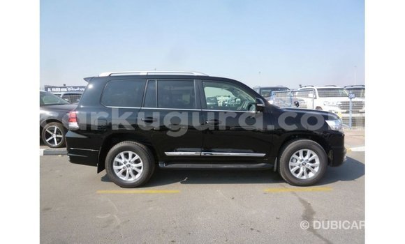 Acheter Import Voiture Toyota Land Cruiser Noir à Import - Dubai, Bujumbura Acheter Import Voiture Toyota Land Cruiser Noir à Import - Dubai, Bujumbura