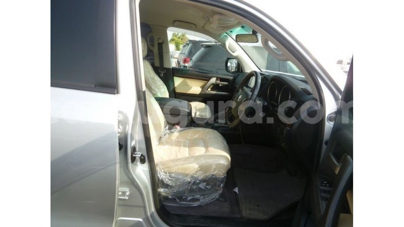 Big with watermark toyota land cruiser bujumbura import dubai 4293