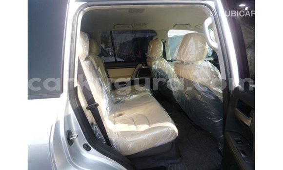 Nunua Imported Toyota Land Cruiser Nyingine Gari ndani ya Import - Dubai nchini Bujumbura Nunua Imported Toyota Land Cruiser Nyingine Gari ndani ya Import - Dubai nchini Bujumbura