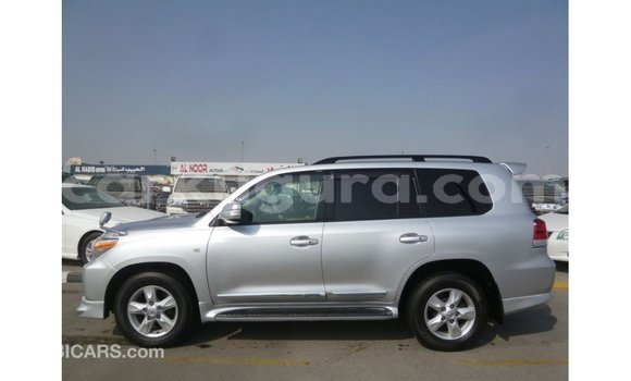 Nunua Imported Toyota Land Cruiser Nyingine Gari ndani ya Import - Dubai nchini Bujumbura Nunua Imported Toyota Land Cruiser Nyingine Gari ndani ya Import - Dubai nchini Bujumbura