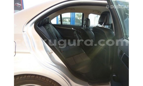 Buy Import Mercedes-Benz 200 Other Car in Import - Dubai in Bujumbura Buy Import Mercedes-Benz 200 Other Car in Import - Dubai in Bujumbura